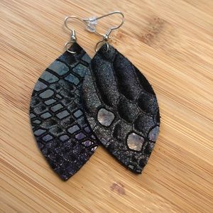 New handmade leather earrings- purple snakeskin